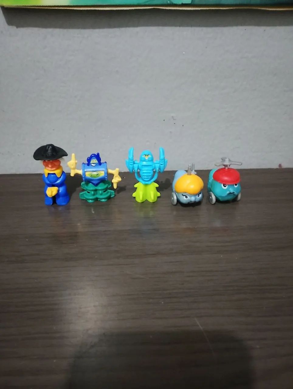 Brinquedos Kinder ovo  - Foto 5