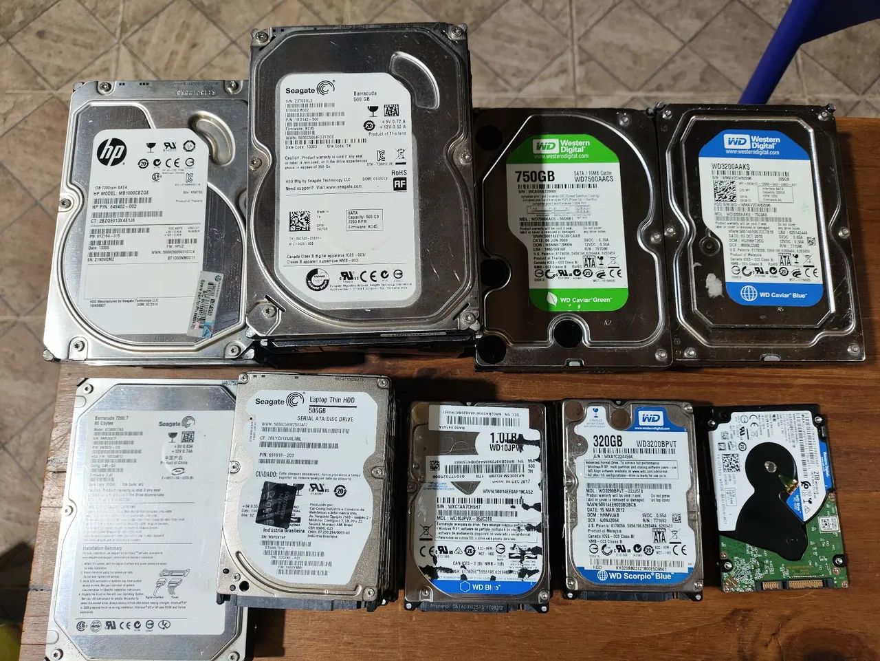 Lote com 34 HDs 2,5" e 3,5" - Foto 2