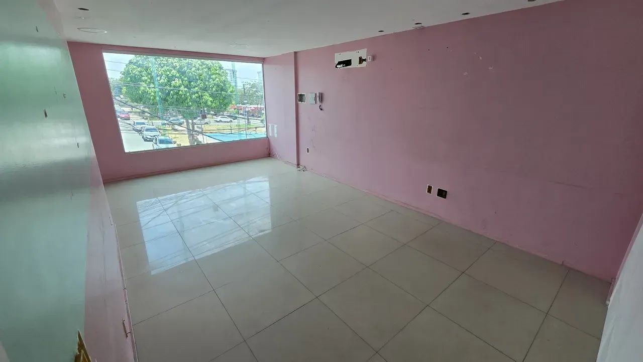 ALUGA-SE PRÉDIO COMERCIAL EM FRENTE AO SHOPPING DA ILHA! - Foto 3