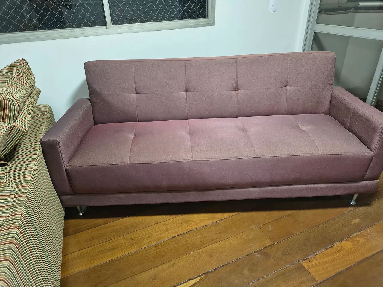 Sofá 3 lugares456503413179699202