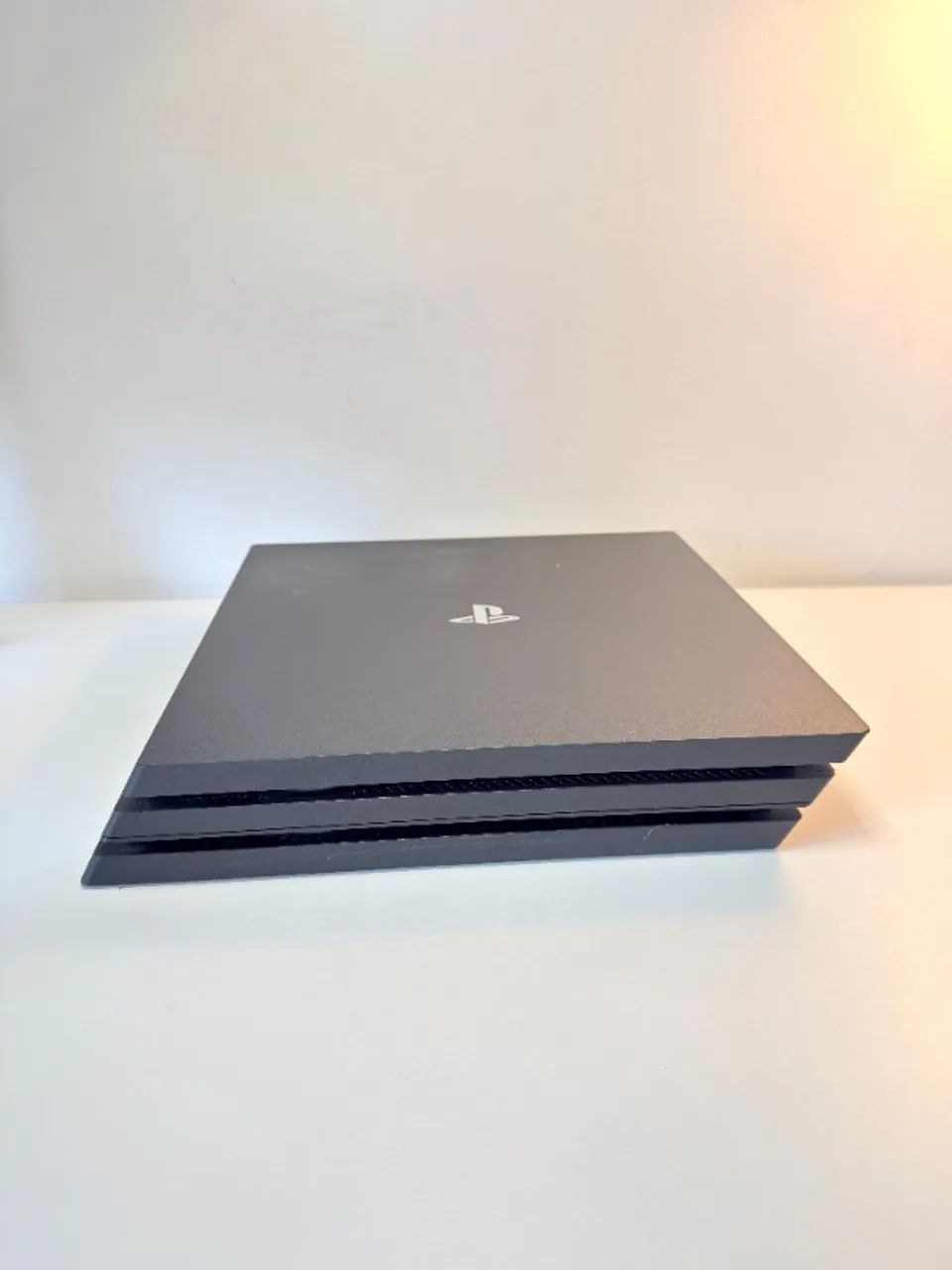 PS4 PRO 2TB UR0346 - Foto 3