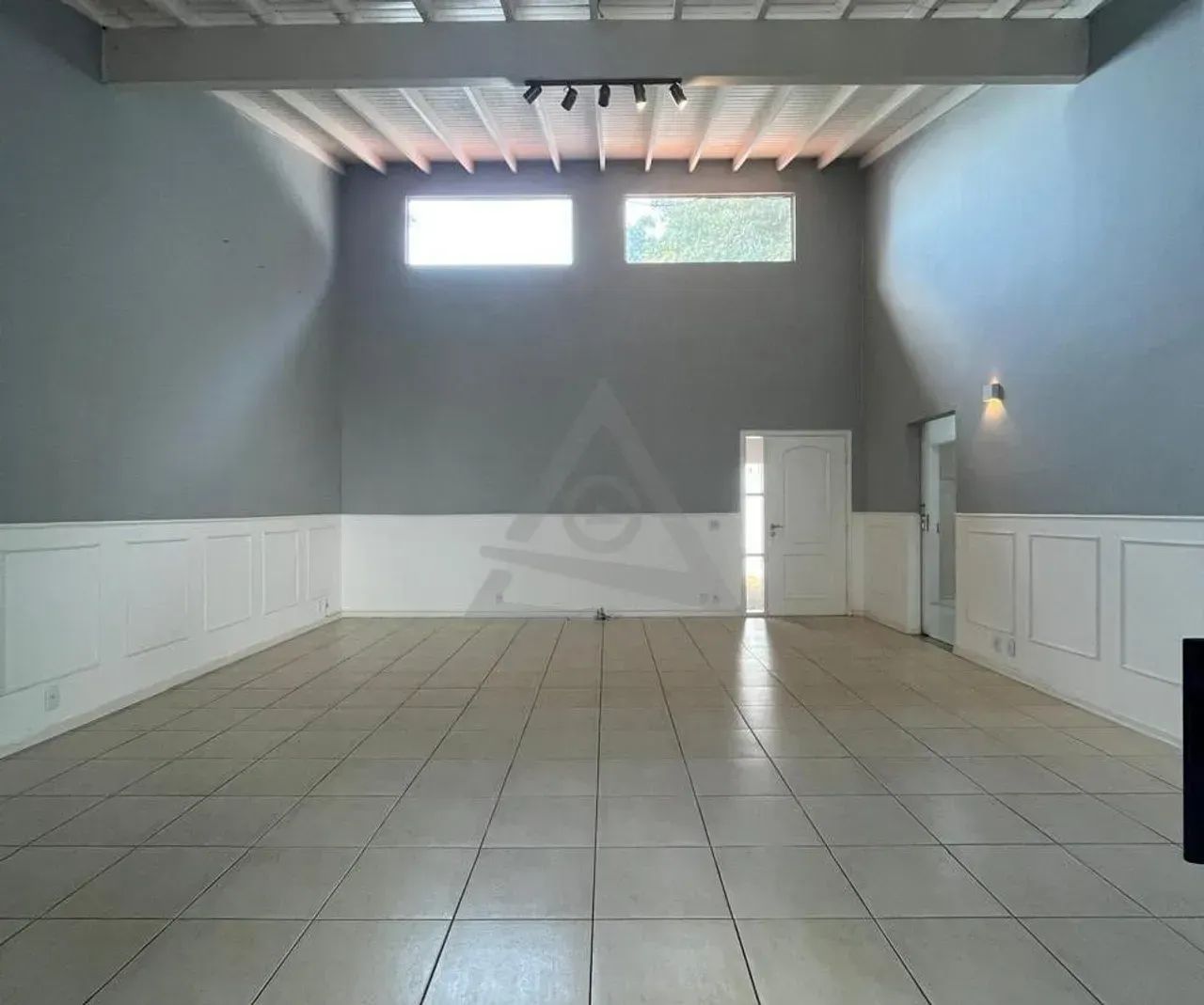Imóvel para aluguel possui 287 metros quadrados com 2 quartos - Foto 5