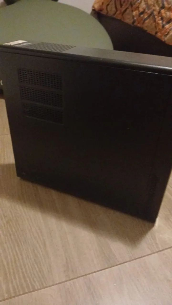 PC Dell Inspiron 560s - Intel Pentium / 4GB RAM - Windows 10 - Foto 4