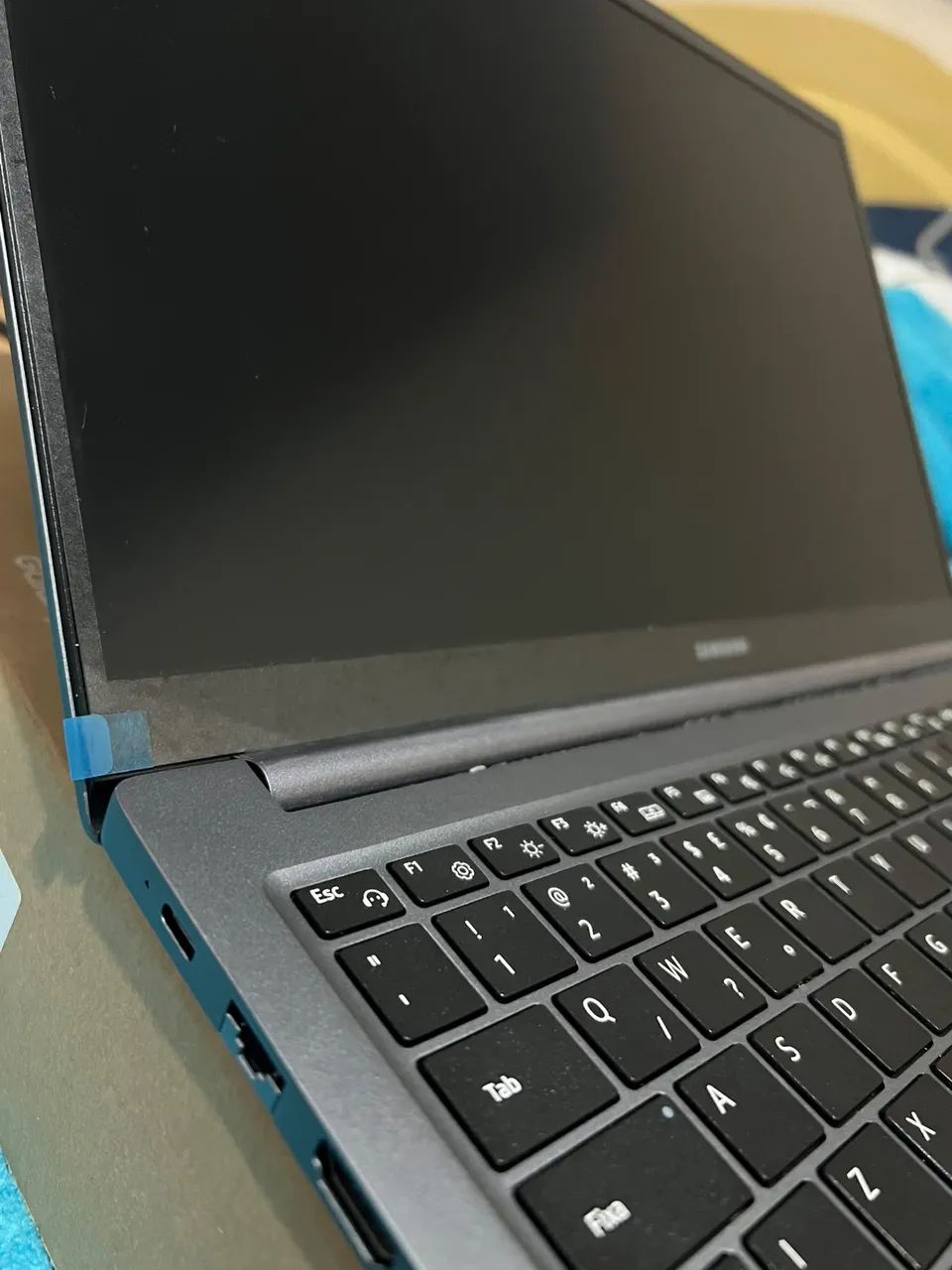Notebook Samsung book 4 