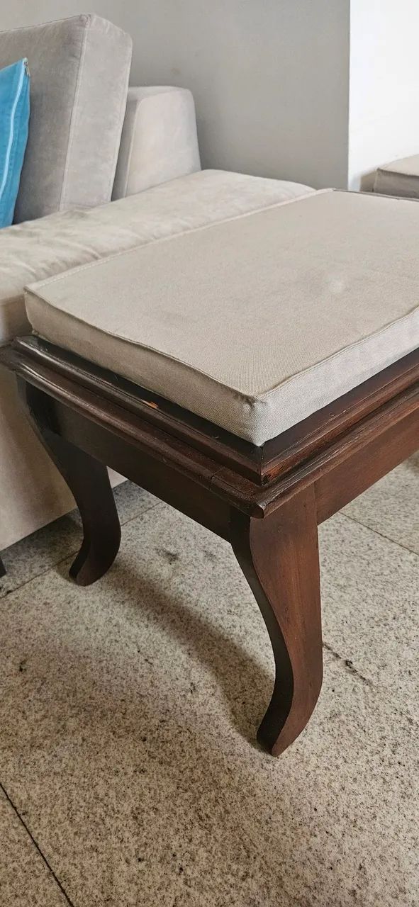Conjunto de bancos, almofadas estofadas em linho. - Foto 3