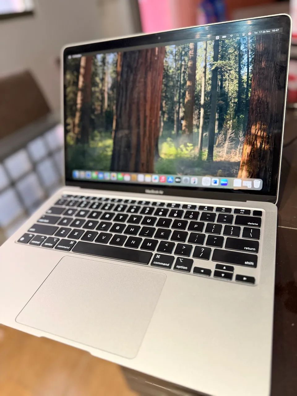 MacBook Air M1 2020 8GB/256GB - NA GARANTIA | 98% Bateria | 42