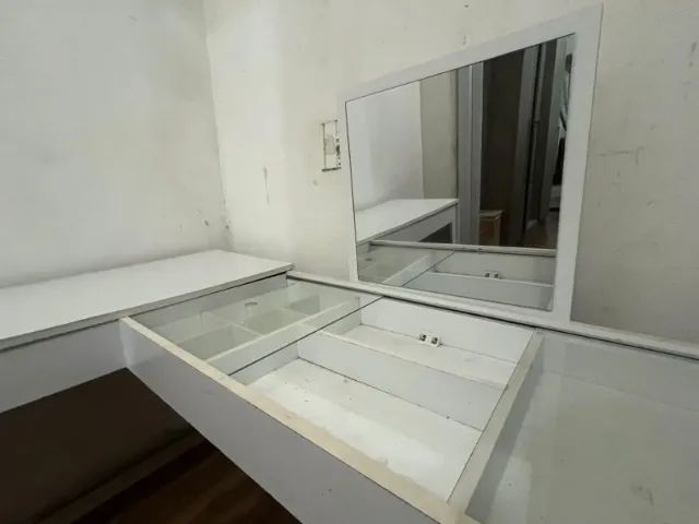 Escrivaninha com Penteadeira em L - Foto 2