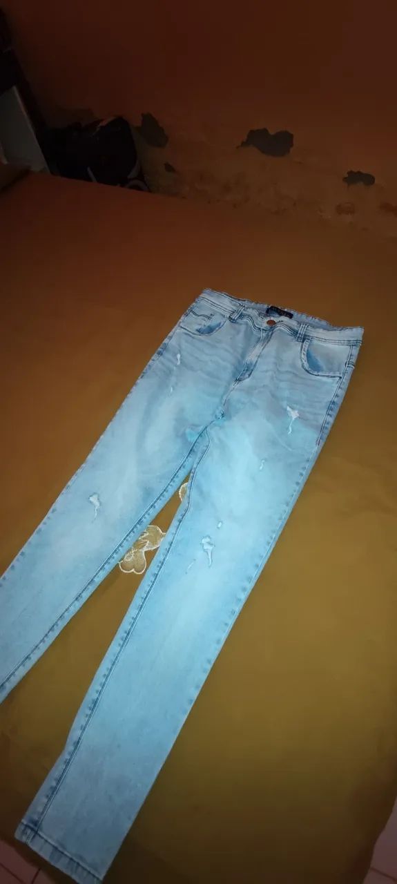 Calça a venda