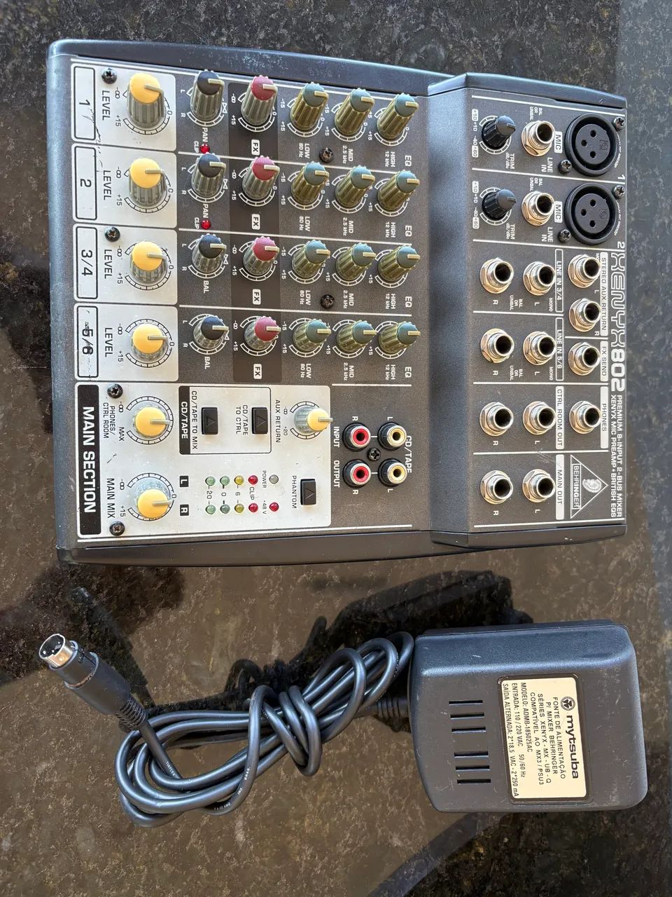 Mesa som Berinhger xenyx802 