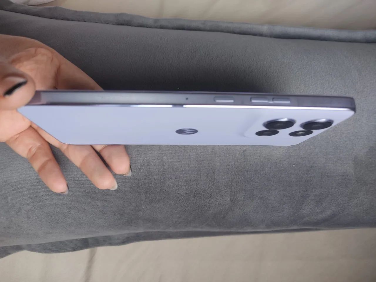 Celular moto G86 512Gb lilas  - Foto 3