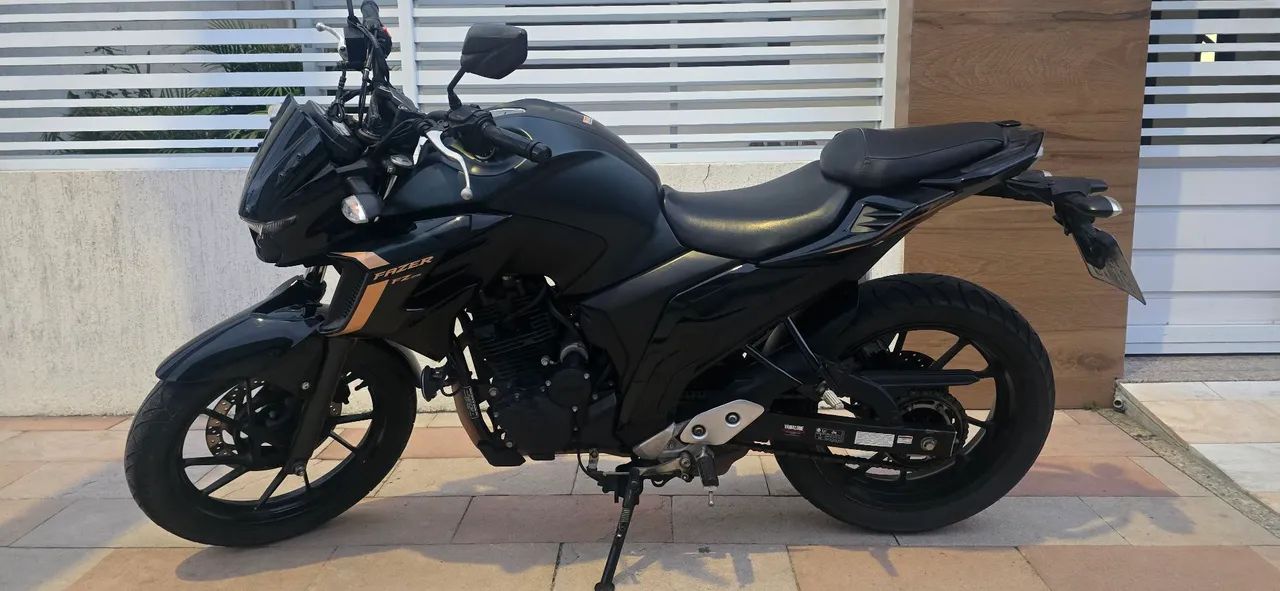 FAZER 250 /2024