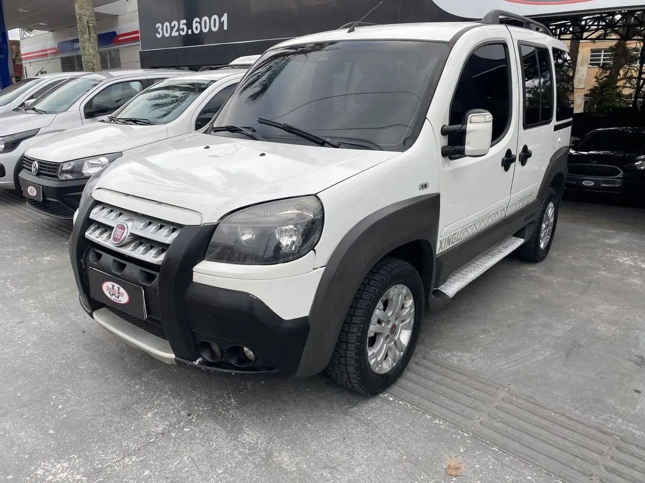 Fiat Doblo Doblo Adv. XINGU 1.8 Flex 16V 5p 2013