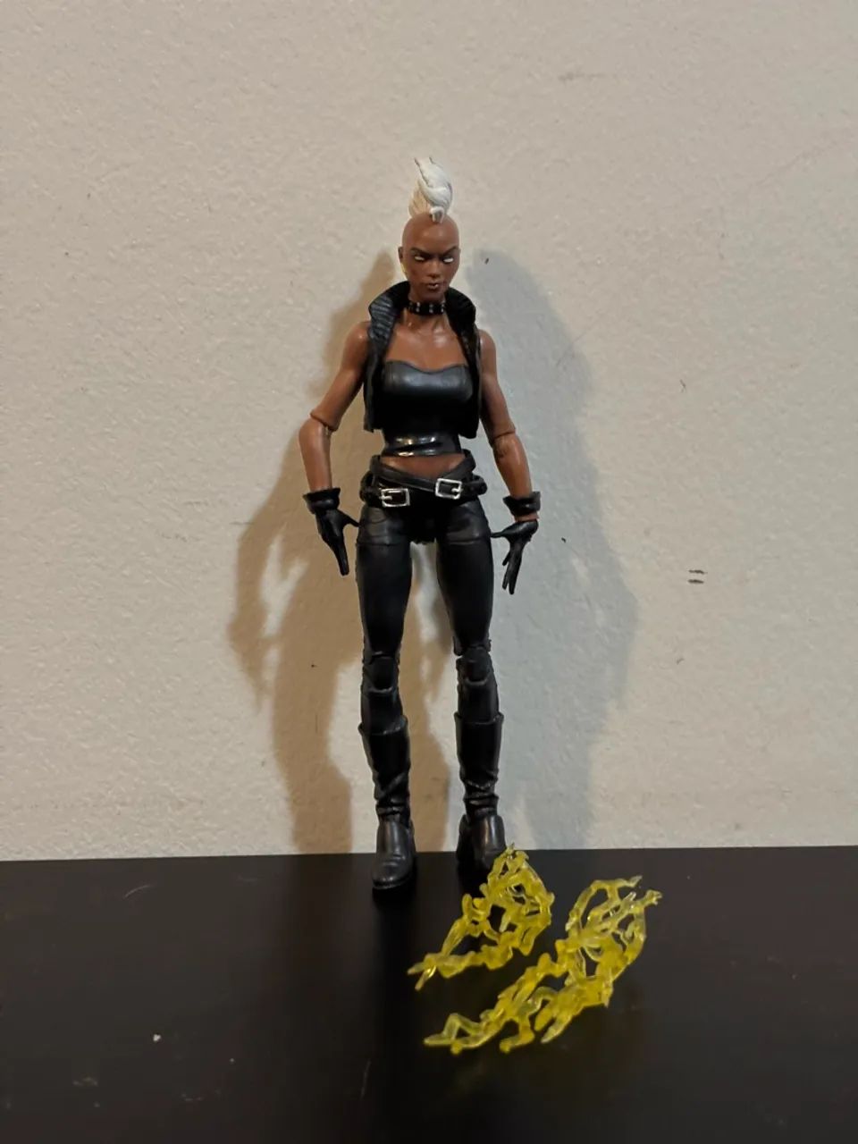 Tempestade Punk - Marvel Legends Storm 