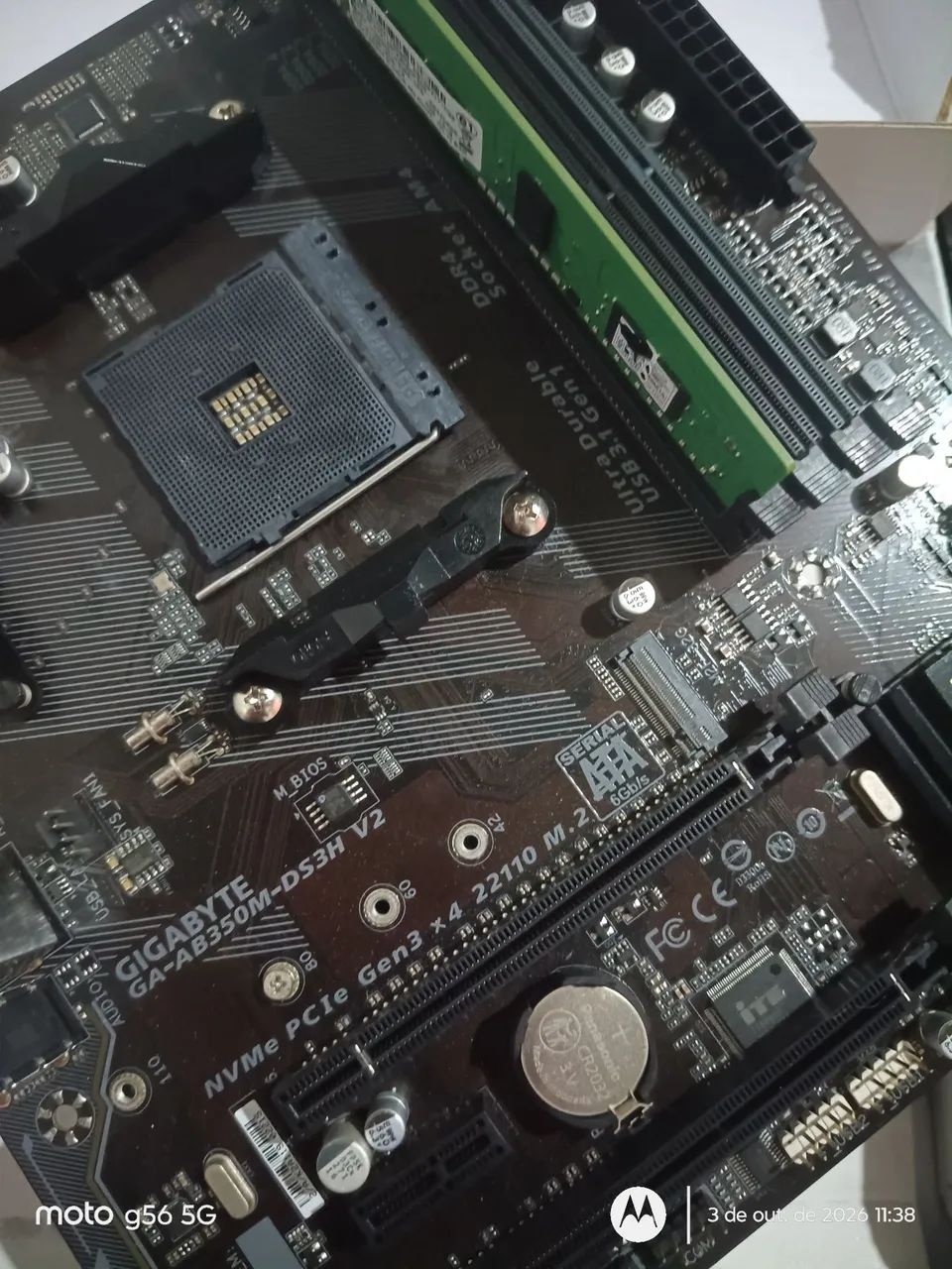 Placa mãe AM4 PRA PEÇAS+ 4GB DDR4 - Foto 2