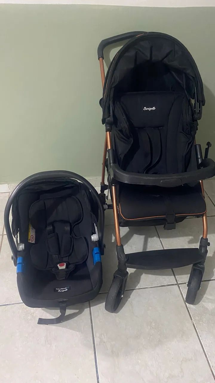 Carrinho e bebê conforto burigoto 