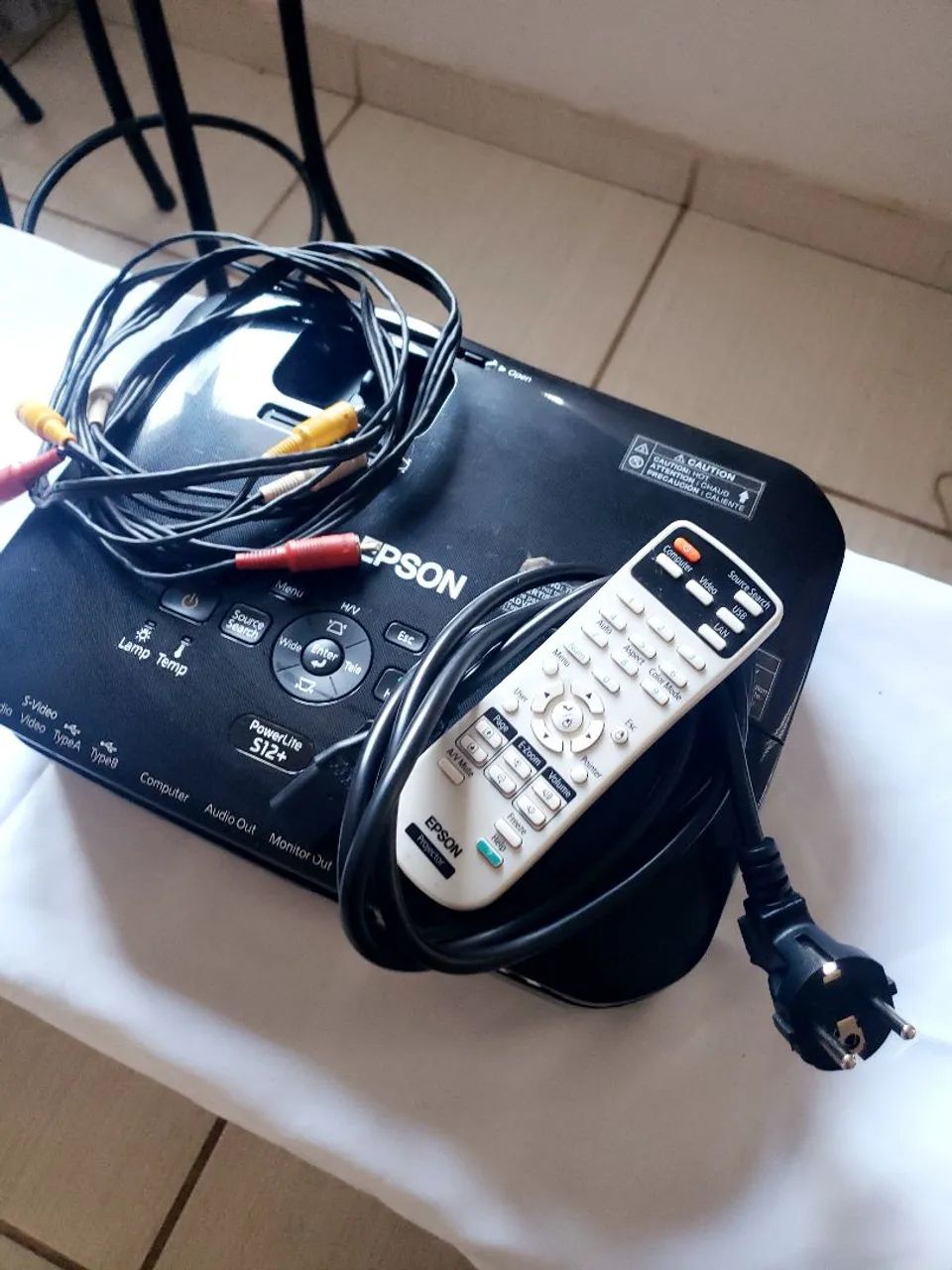Projetor EPSON lâmpada pouco usada