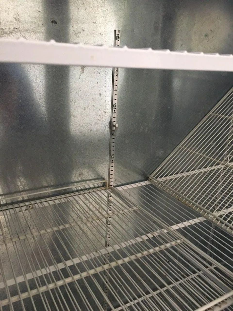 Freezer vertical 4 portas. 770 litros  - Foto 2