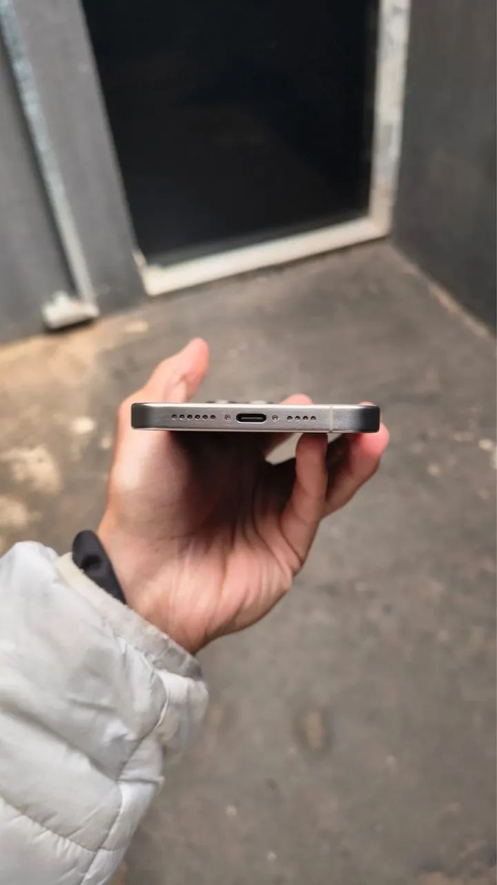 iPhone 15pro Max 256g - Foto 2