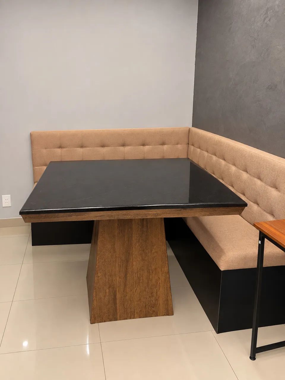 Canto Alemão c Mesa