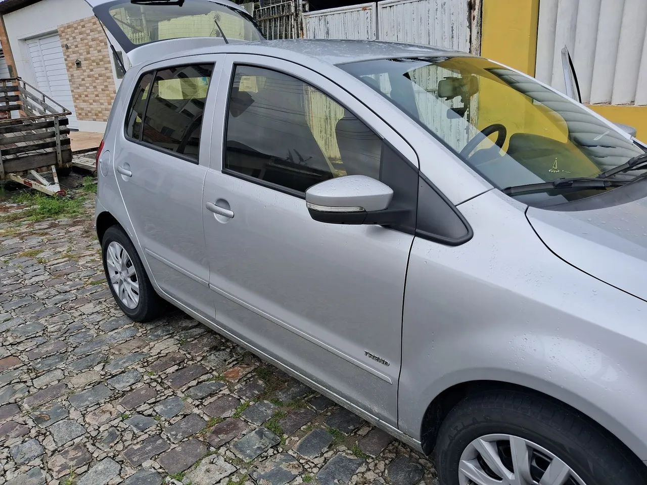 Volkswagen Fox 1.6 MI Total Flex 8V 5P 2012 - Foto 2