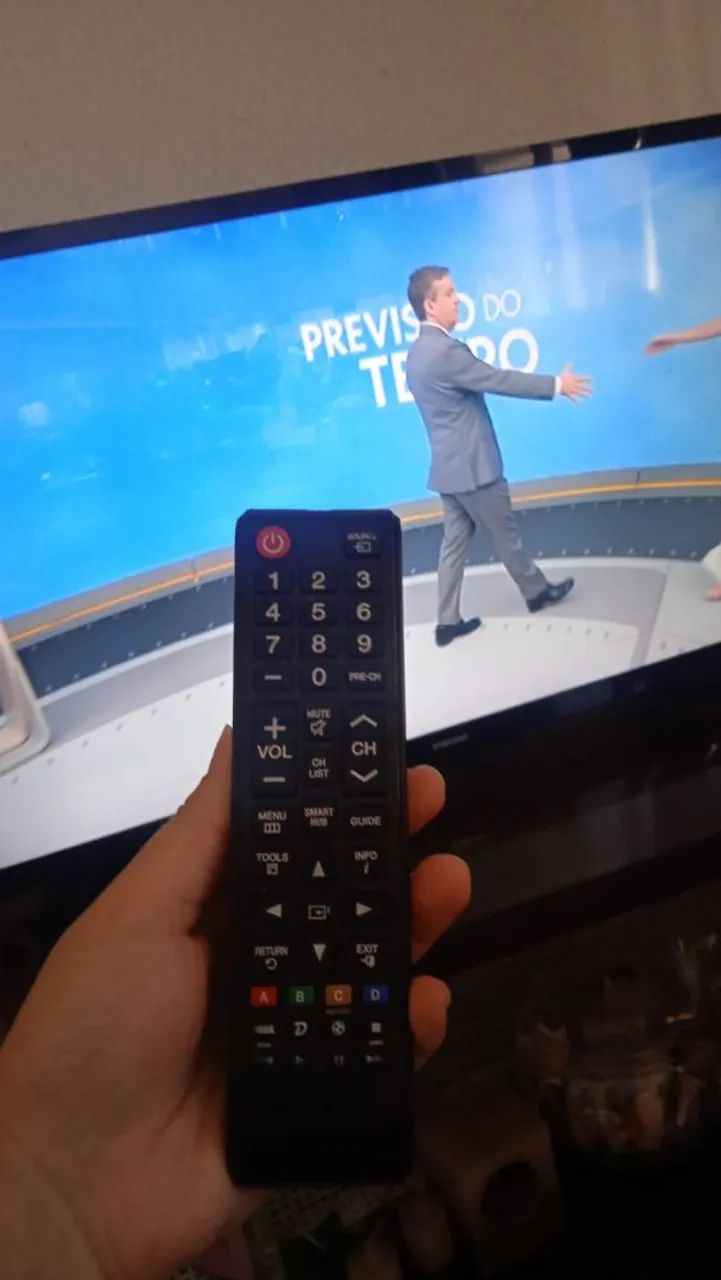 Smart tv 32 polegadas Samsung  - Foto 3