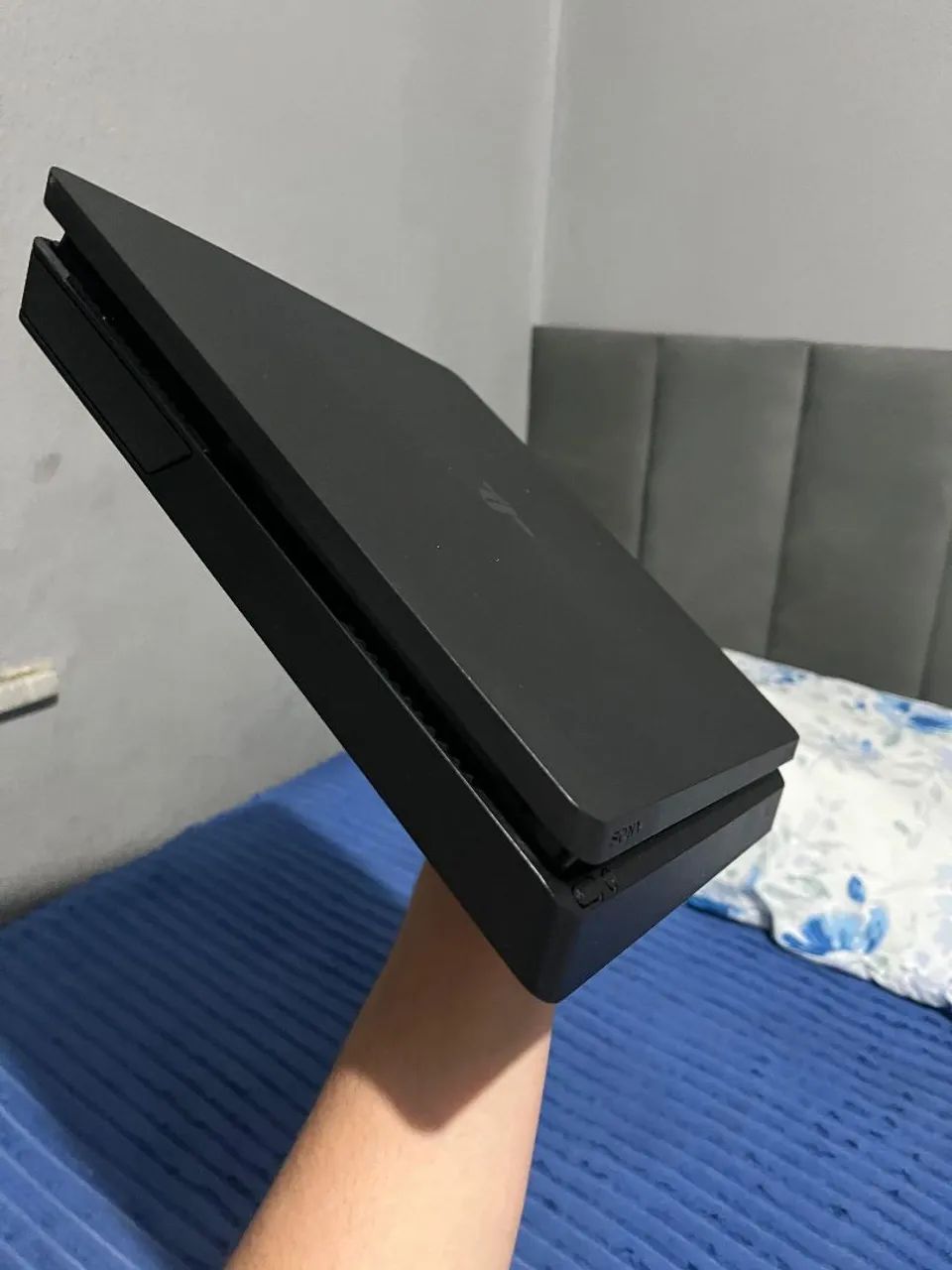 VENDO PS4 SLIM 1 TERA - Foto 3