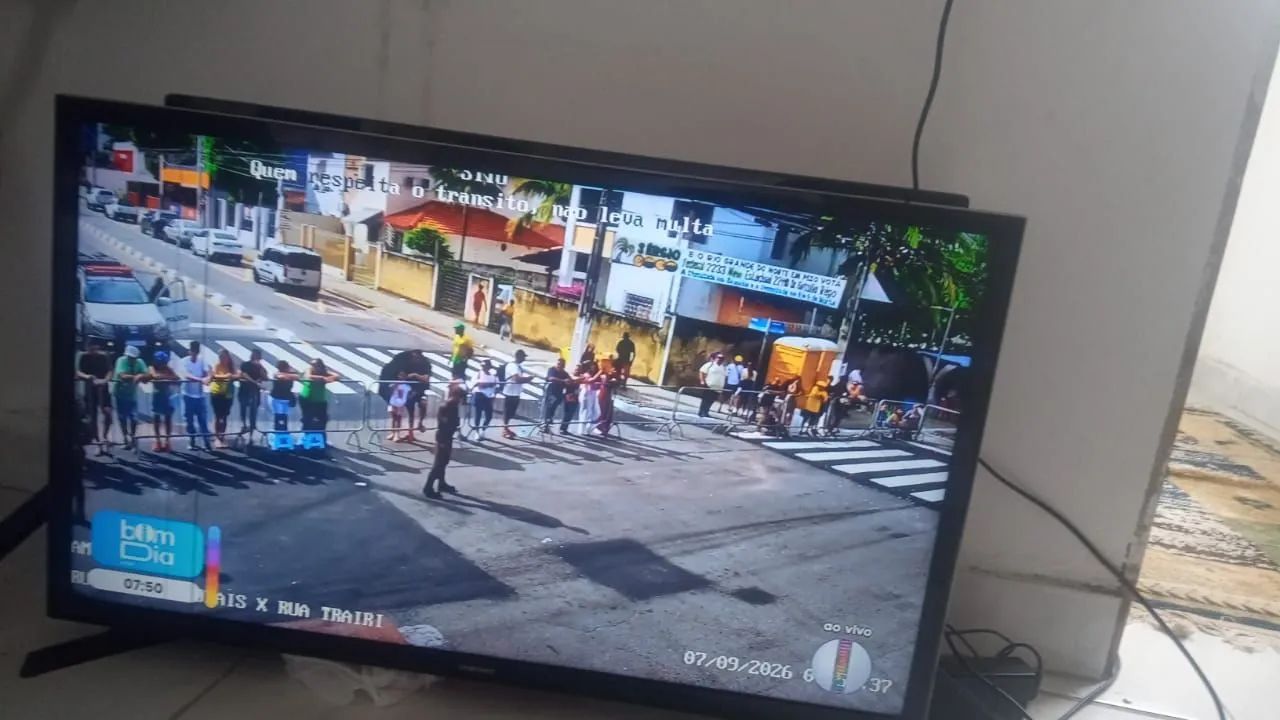 Tv Samsung 32 polegadas smart  - Foto 2
