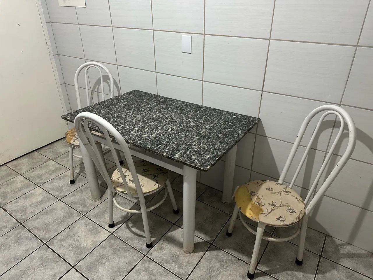 Vendo mesa de mármore 