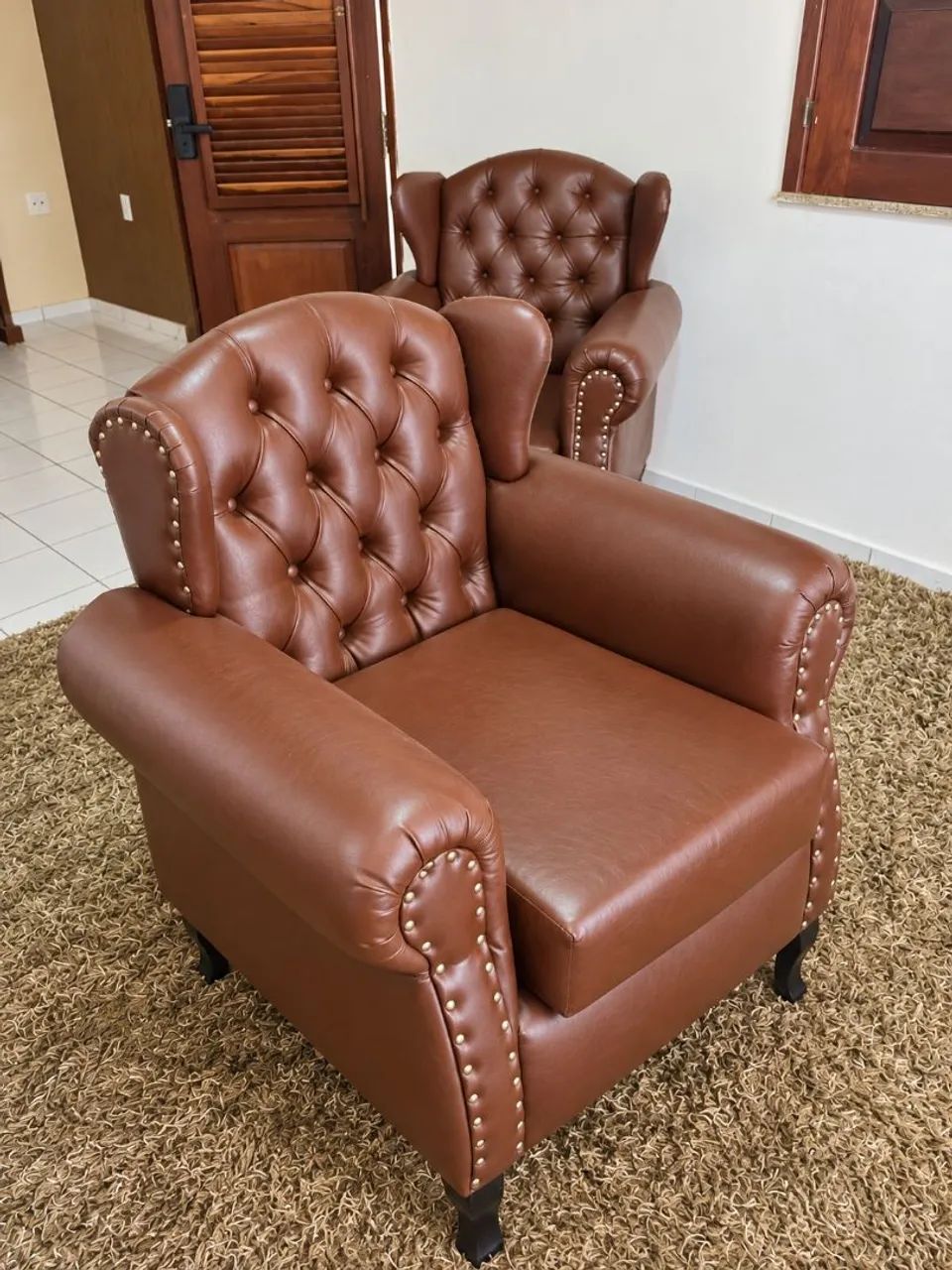 Poltrona Chesterfield Clássica Capitonê