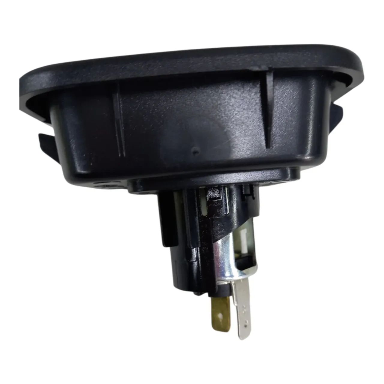 Tomada 12v Do Porta Malas Bmw 320i 2.0 Active Flex 2018 - Foto 5
