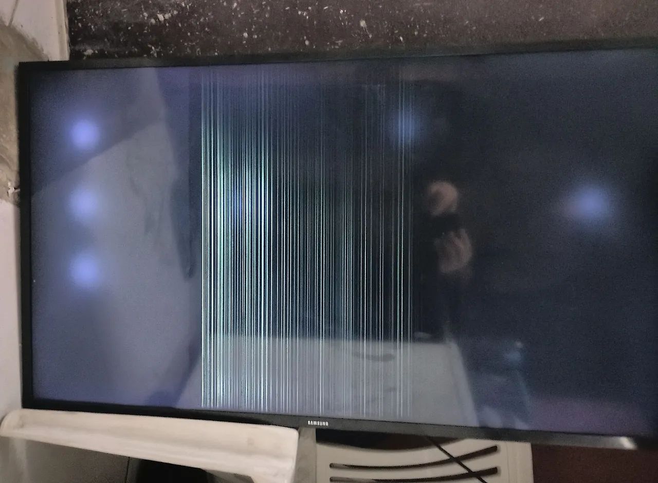 Tv LED Samsung Smart Full HD 43 Pol. com DEFEITO TELA ( MOD. J5290 ) - Foto 3