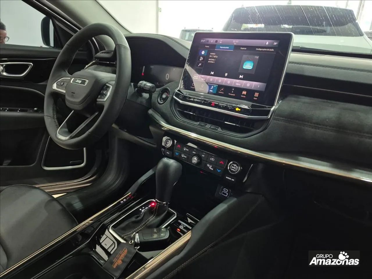 Jeep Commander Limited T270 1.3 TB Flex Aut., foto 15 de 20