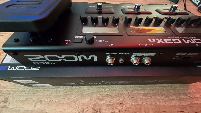 PEDALEIRA ZOOM G3XN NA CAIXA (PRATICAMENTE ZERO) - Instrumentos