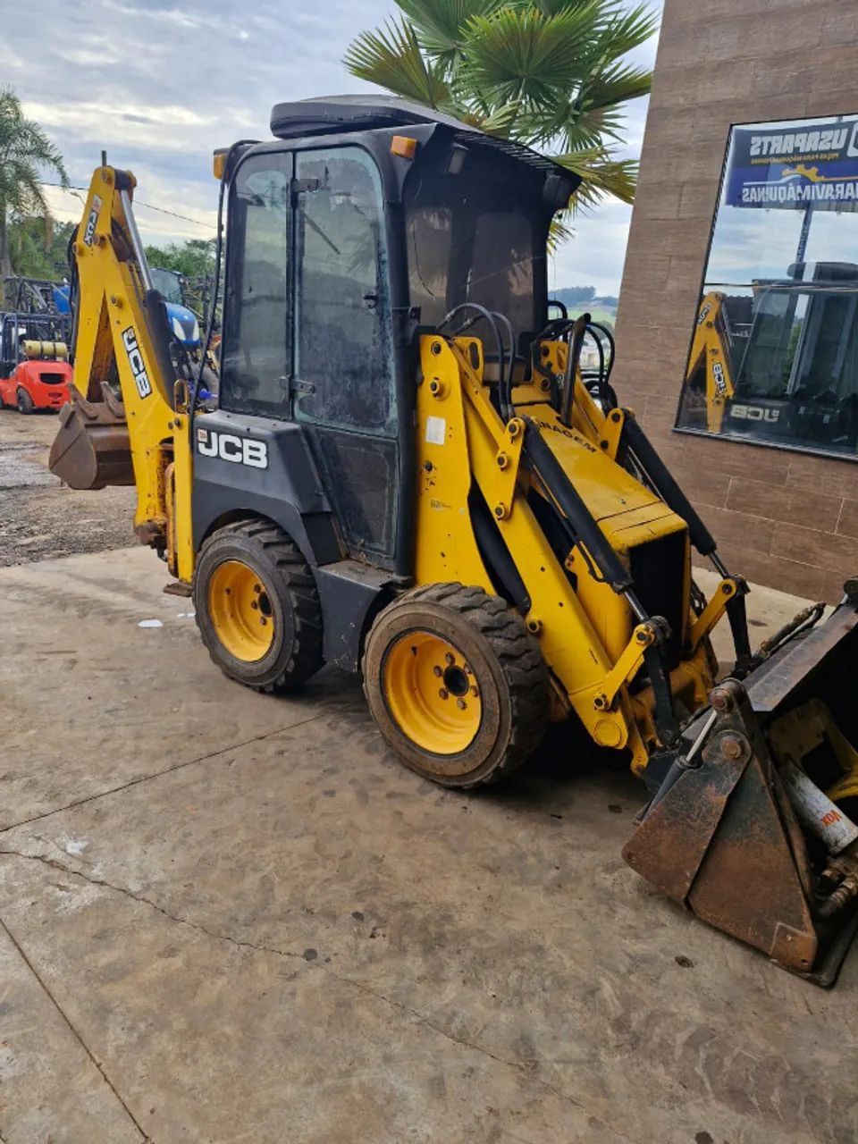 Mini Retroescavadeira JCB 1CX ano 2008 cabinada - Foto 5