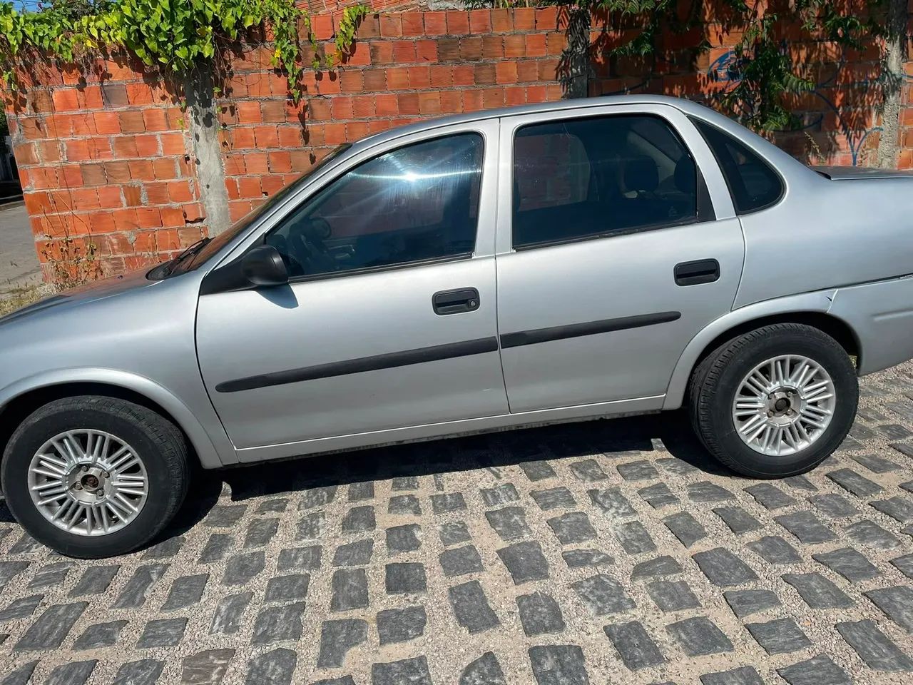Chevrolet Corsa Sedan 1.0 MPFI 8V 71cv 4P 2004