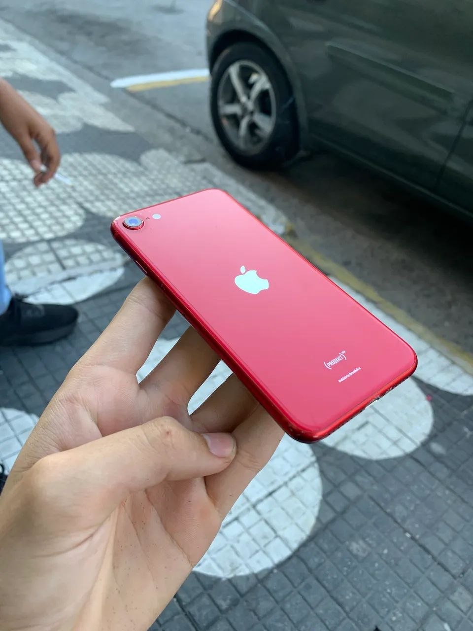 iPhone SE 2 geração oportunidade!!!!! - Foto 2