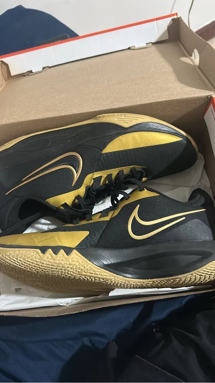 TÊNIS DE BASQUETE 