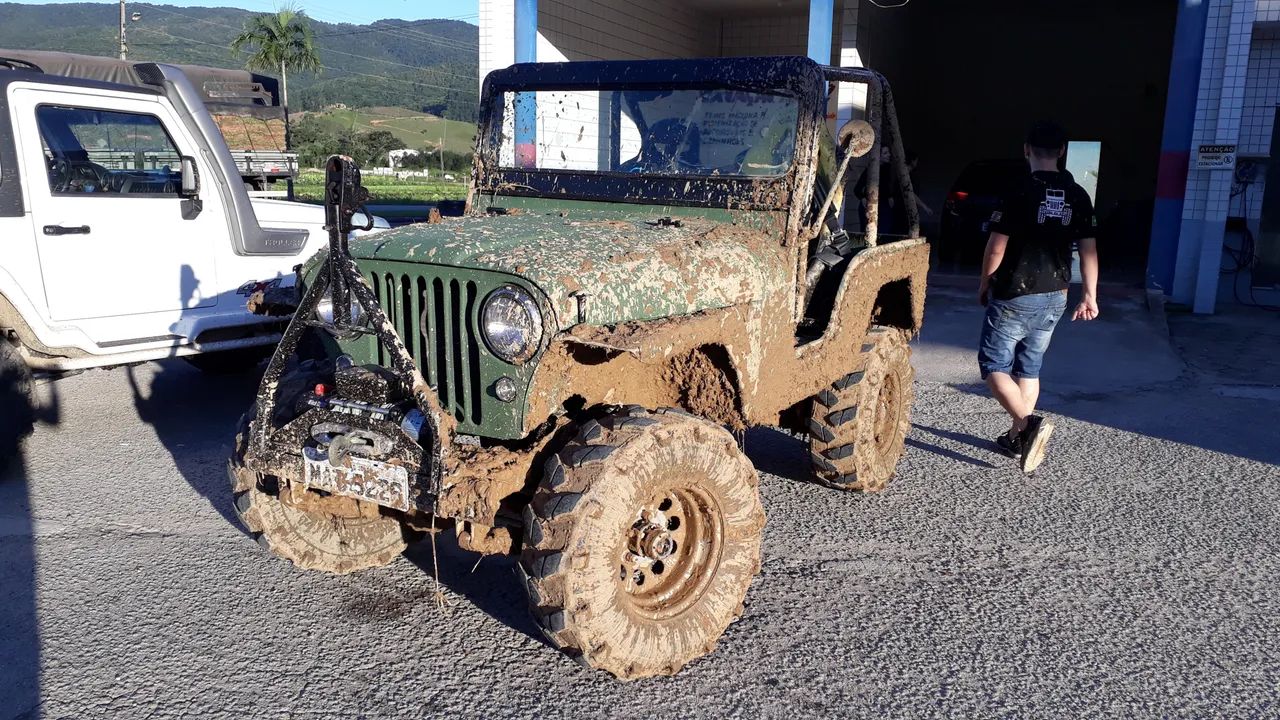 Willys Jeep 1977 photo 4