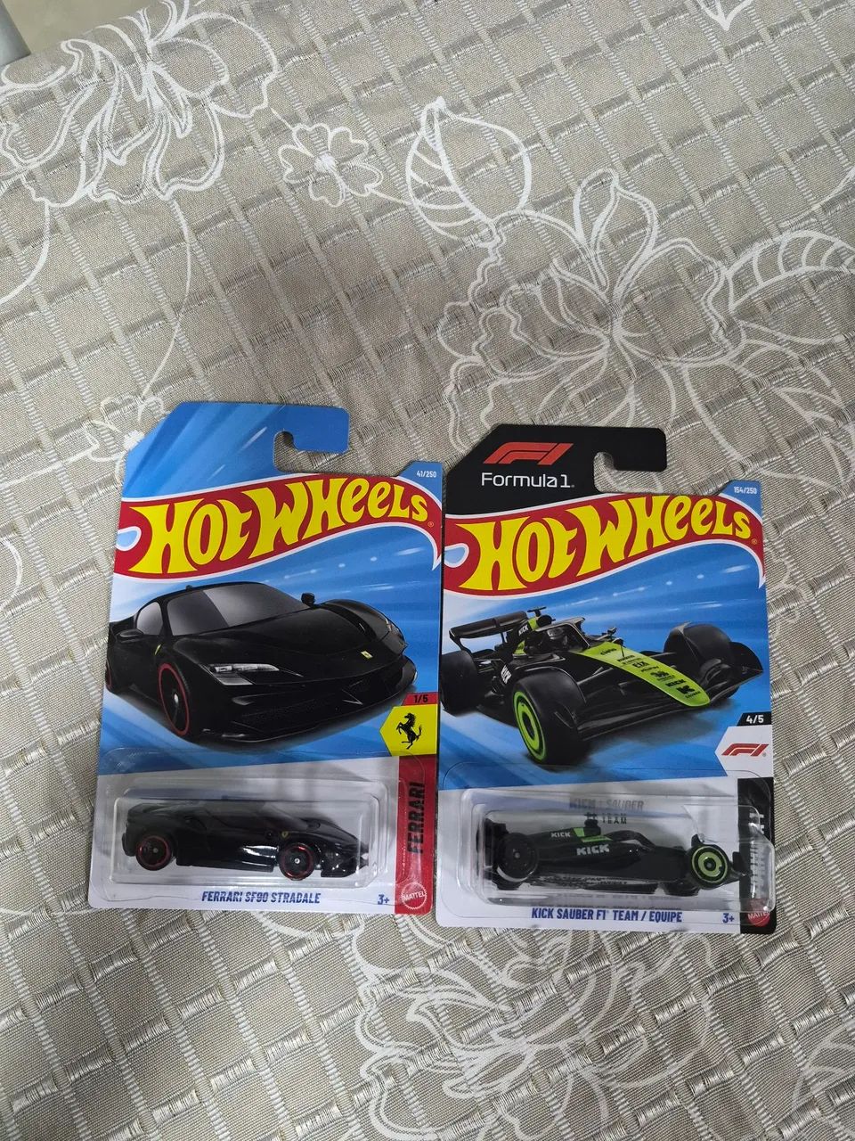 Hotwheels lote ferrari e f1