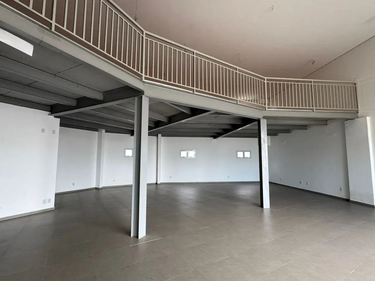 SALA COMERCIAL JARDIM ITALIA KPM
