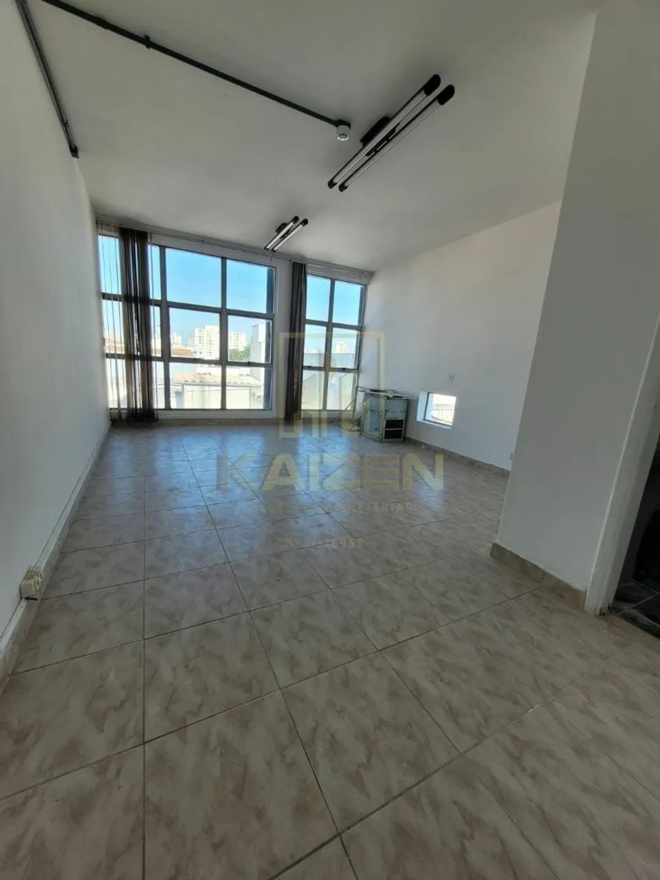 Sala - Ed Busisness Center