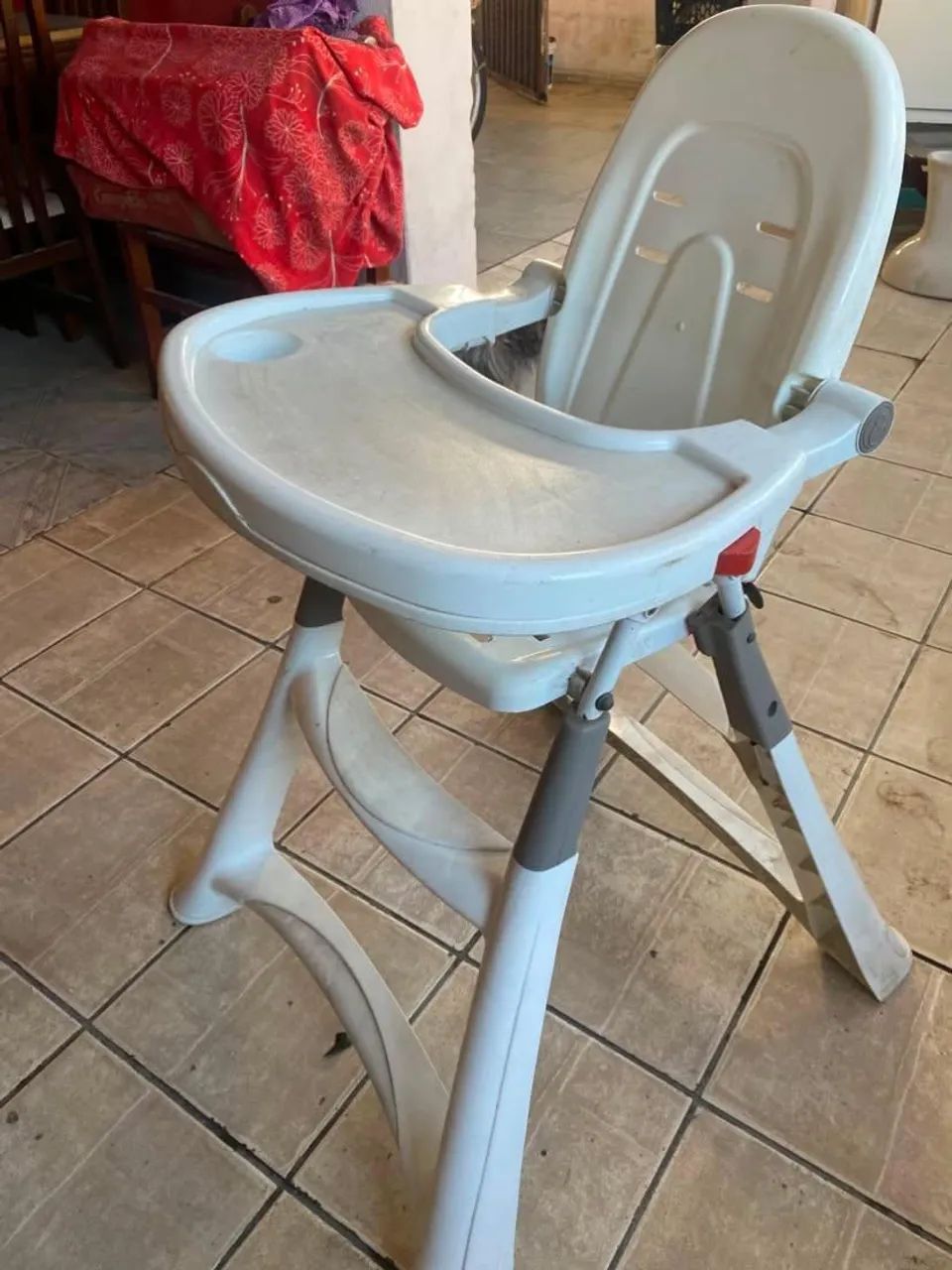 Cadeira de alimentação infantil  - Foto 5