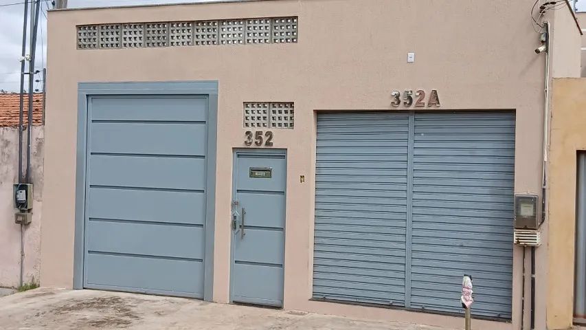CASA PREMIUM COM PISCINA, CHURRASQUEIRA E SEGURANÇA TOTAL