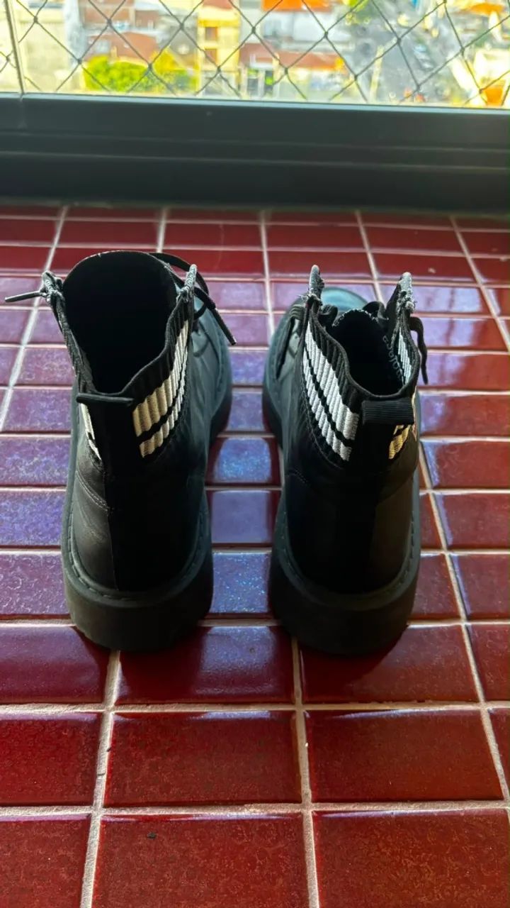Bota coturno 