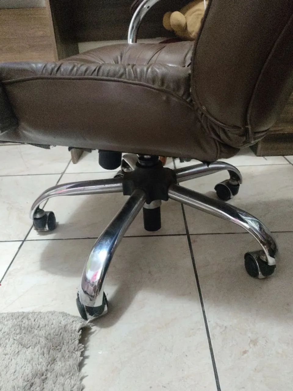 Cadeira presidente  - Foto 3