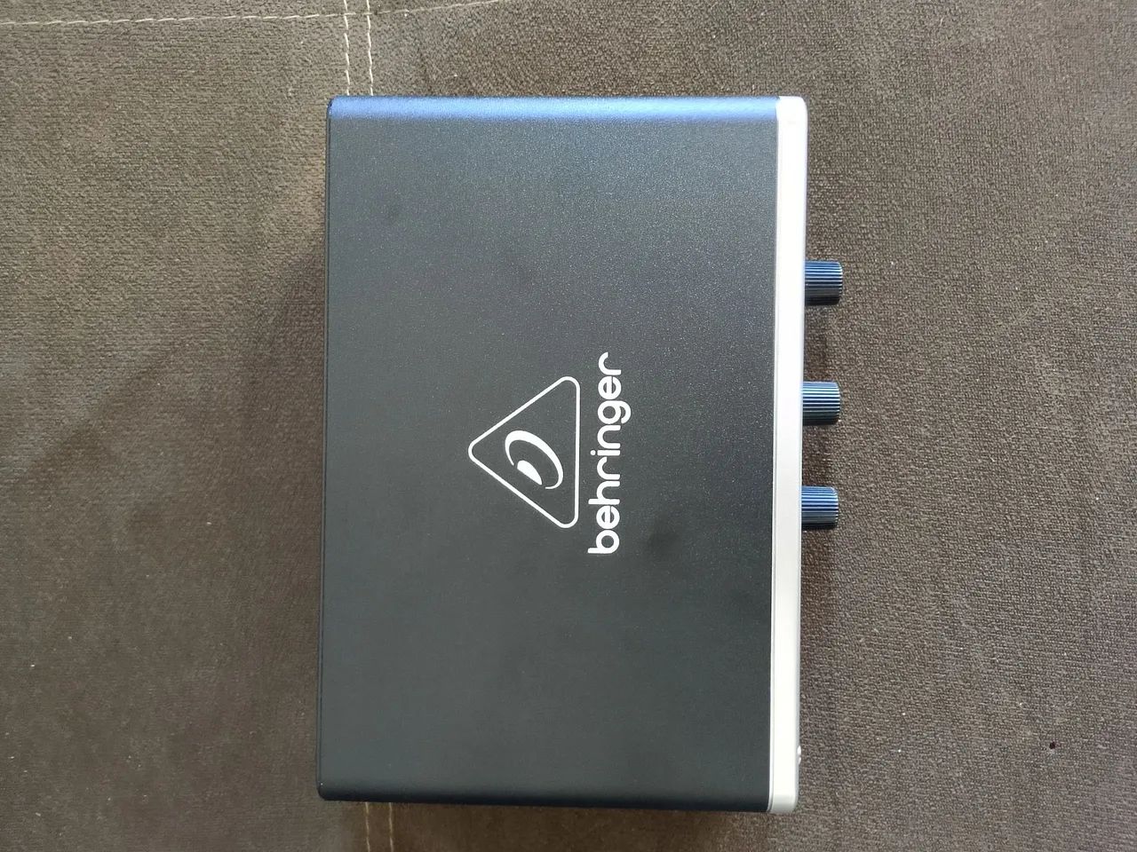 Vendo interface de áudio U-PHORIA UM22 