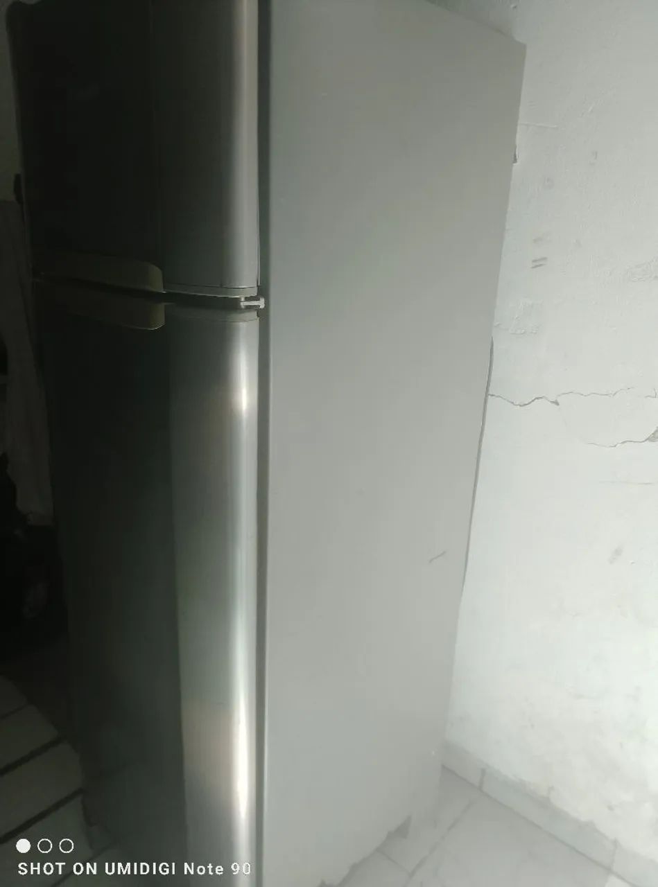 Geladeira Esmaltec 