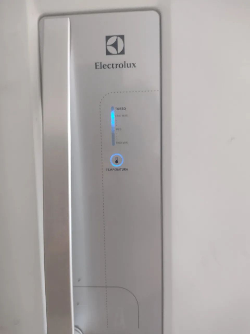 Geladeira Eletrolux Frost free 