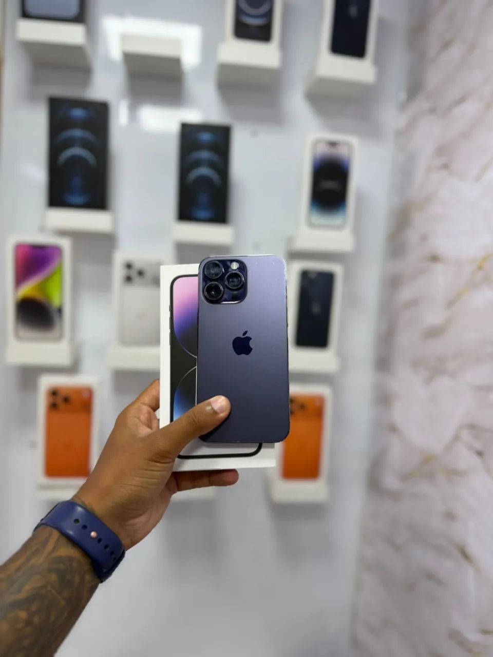 IPHONE 14 PRO MAX - 128GB ? R$ 3.299 - Foto 3