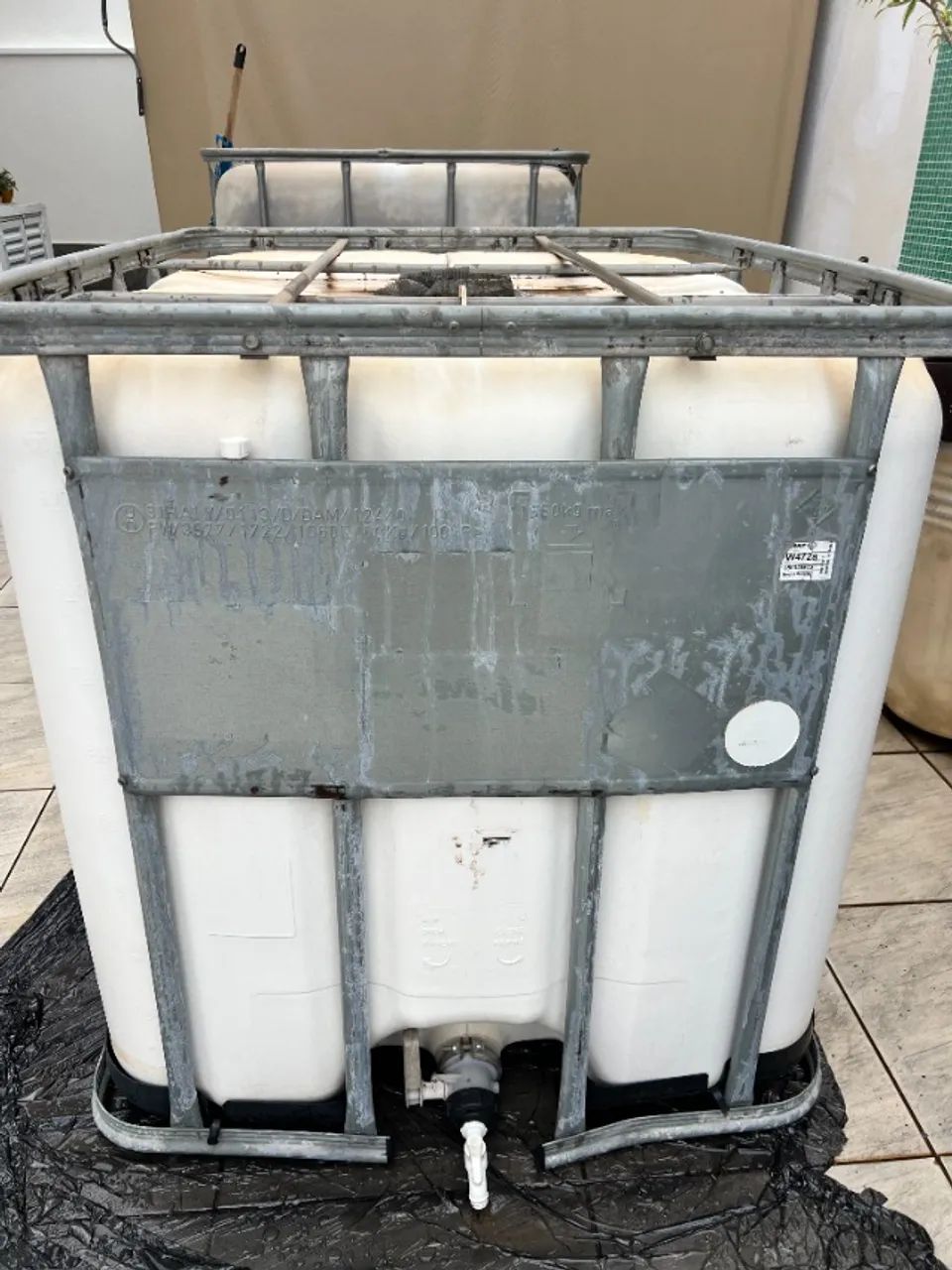 Containers 2 UNIDADES de 1.000 litros Usado para Agua NÃO Potável - Foto 4